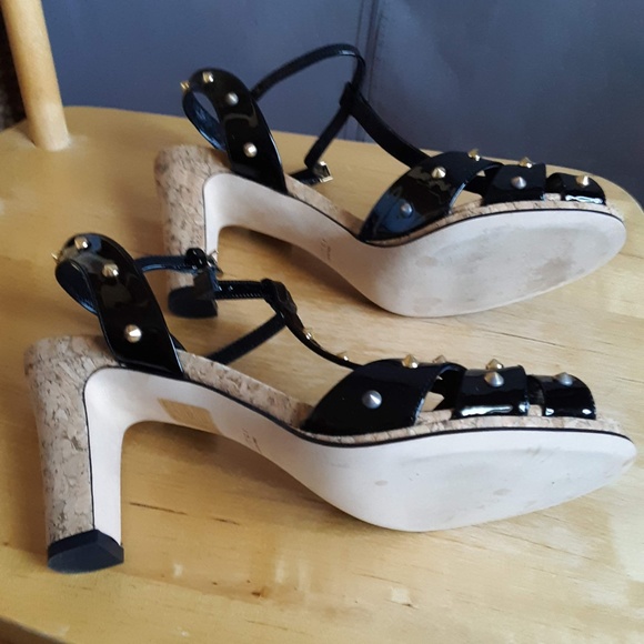 Gucci Studded Patent Leather Heels - Picture 2 of 8